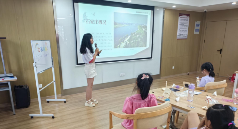 媒体管家|时光剪影,柏卜情谊润童心田——西柏坡精神志愿宣讲走进袁家边儿童心间