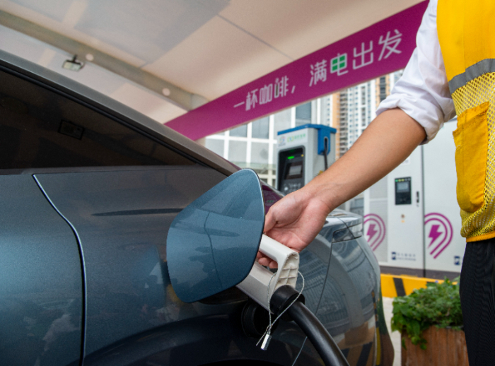 2025媒体管家：多方加力支持 新能源汽车能否创造新行情