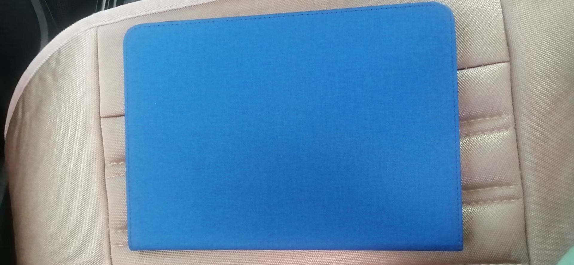 189公里守护急件当日达承诺、一人一车全程安稳解燃眉之急 189公里守护急件当日达承诺、一人一车全程安稳解燃眉之急