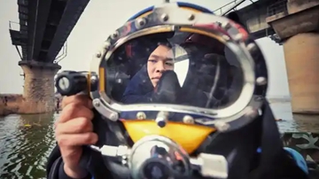 人机协同，他们给水下桥梁“做体检”