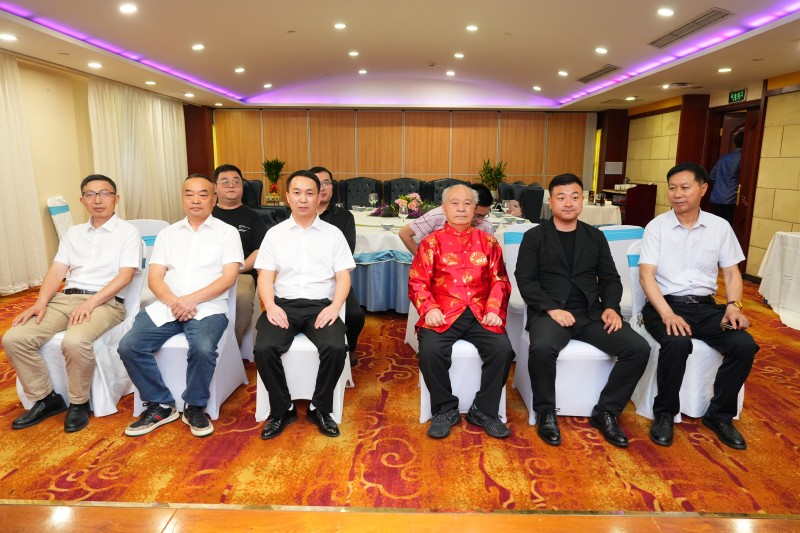 湖南茗星生物科技有限公司举办隆重拜师仪式(图1)