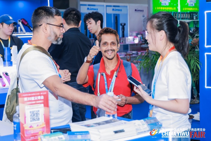 第30届中国义乌国际小商品博览会-出口商品展圆满收官(图7) 第30届中国义乌国际小商品博览会-出口商品展圆满收官(图7)